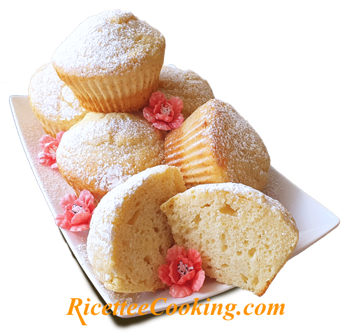 Muffin soffici con purea di mele